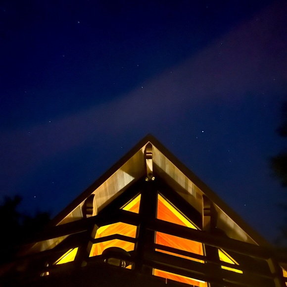 Meet your Posher, Emily - Picture 1 of 1